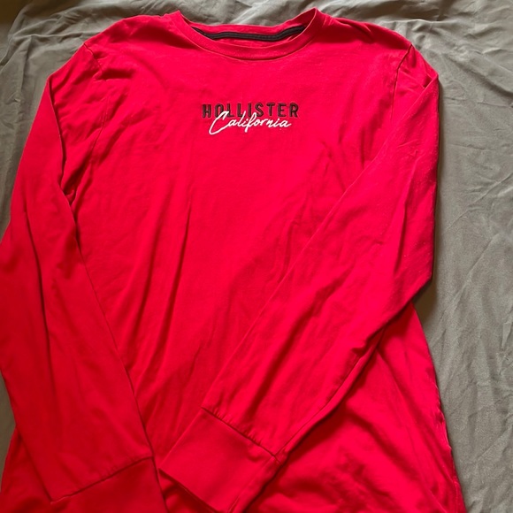 Hollister Other - Hollister long sleeve